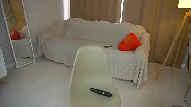 DaynaShoji webcam
