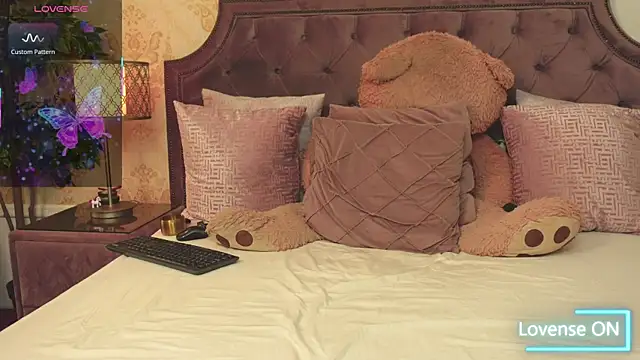JaneDevine webcam