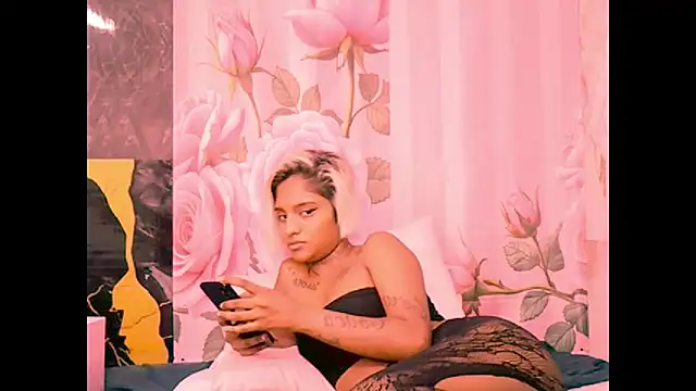 indian_barbie webcam