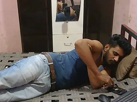 HotXKrish webcam