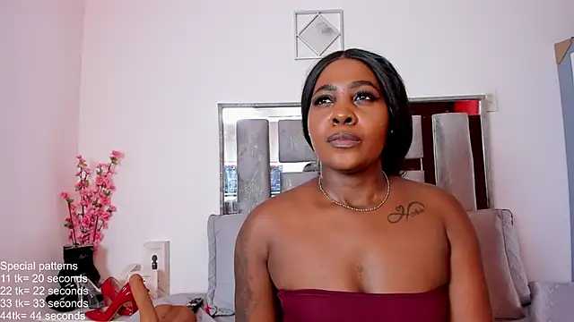 EmilyRooa1 webcam