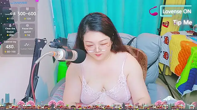 AngelwithEcup webcam