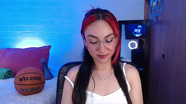 Amy66 webcam