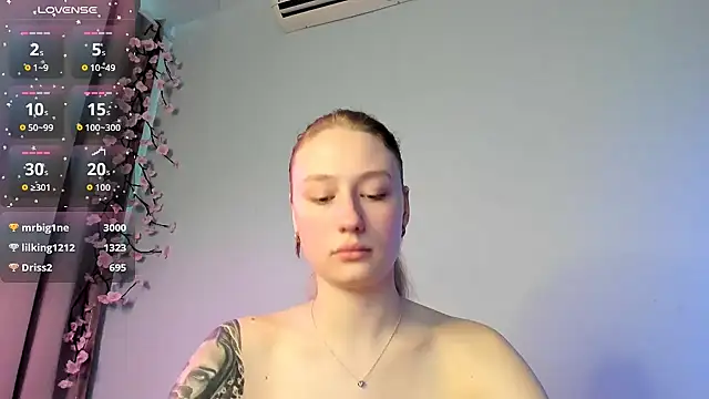 NicolePax webcam