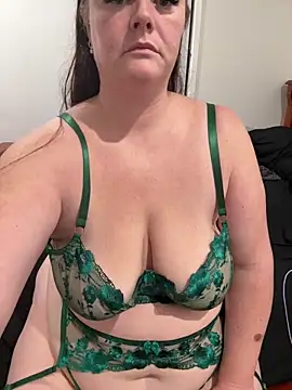 carinabro10 webcam
