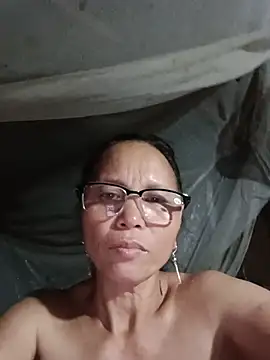 tina6886 - Tina6886's free webcam - UK Sex Cams