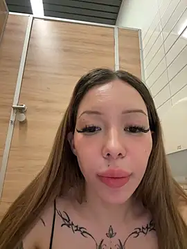 StreetCelebrity webcam