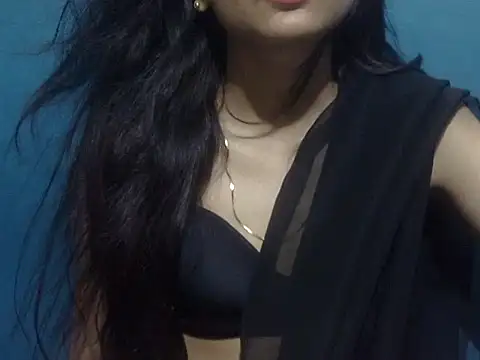 Aayesha webcam