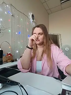 Juicy_PeachLux webcam
