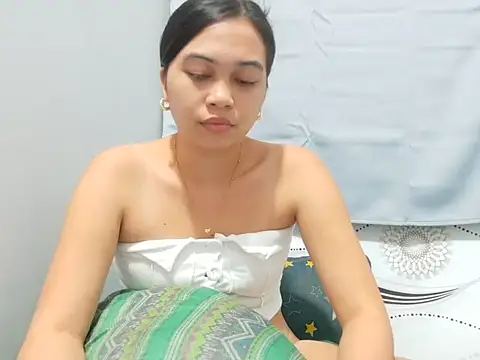Ursexyasianskinny webcam