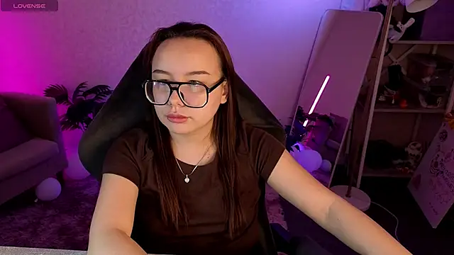 Eva_Cutties webcam