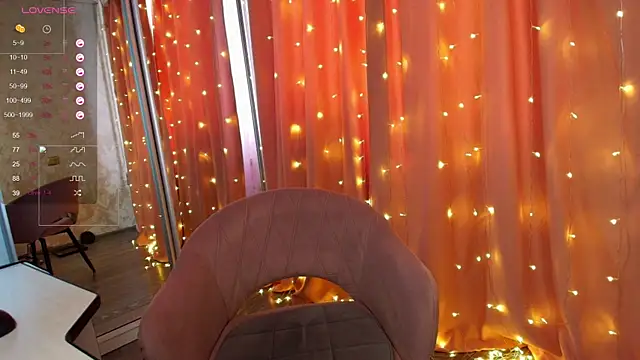 Mia_Bows webcam