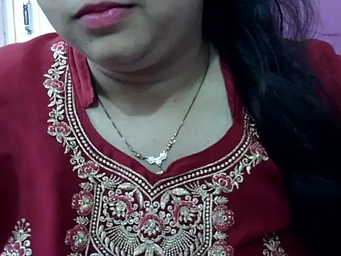 Cute_Aliyaa webcam