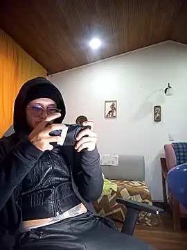 sebastian_horny webcam