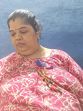 tamilthanushri webcam
