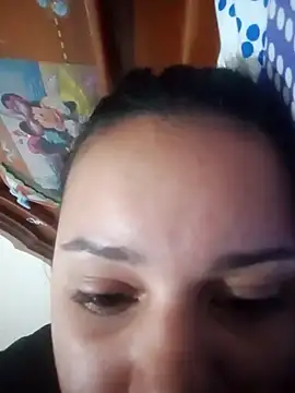_Miaaleon webcam