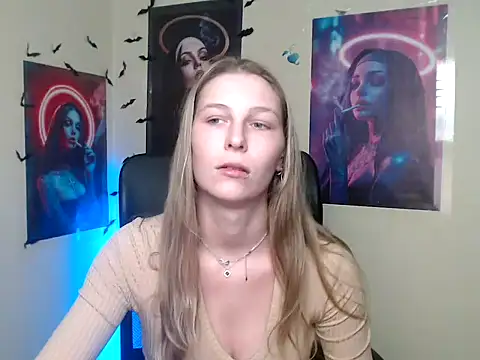 StrangerGi webcam
