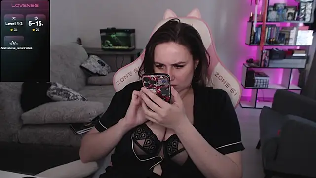 SexyWitch_666 webcam