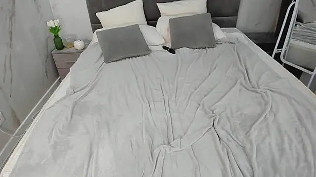 Chloee_White webcam