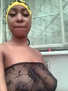 Creamy_bitchxxx webcam