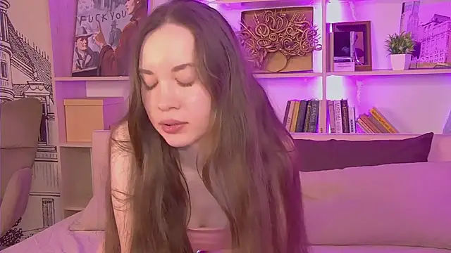 LilaMccoy webcam