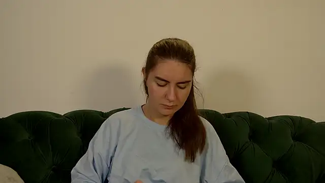 AlisaAlarie webcam