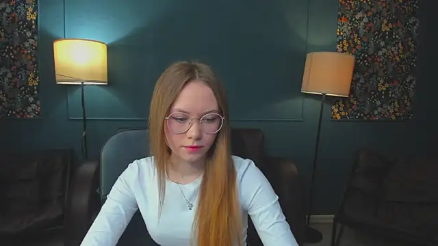 FloraLarsson webcam