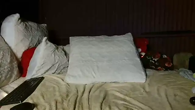 Bustyboobs02xx webcam