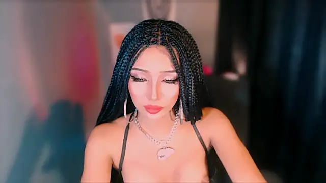 xUrGoddess_islaCumsAlotx webcam