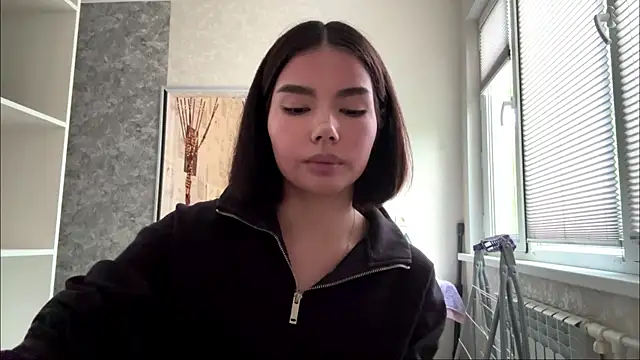 MarylnMonnier webcam