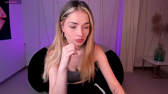 StacyWoods webcam