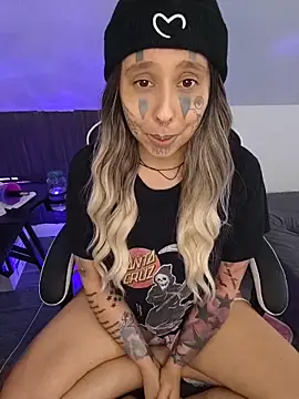 ThatAltGirl