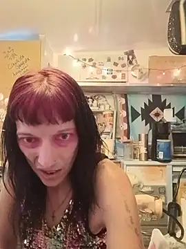 whitetrashdirtyslut webcam