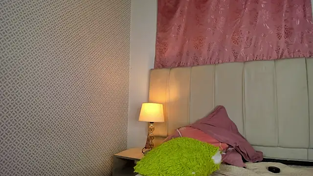 mia__gv webcam