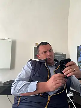 Mike8523 webcam