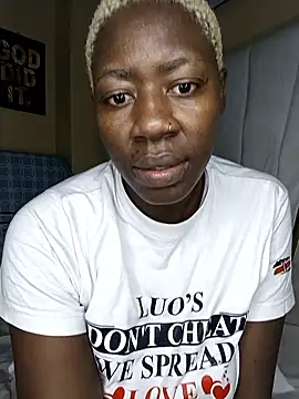 SquirtQueen16 webcam