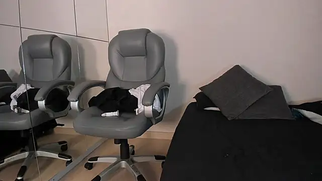 _TaylorBlack webcam
