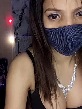 lovelyrosewifey webcam