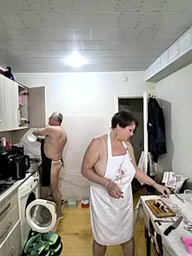 _lady_red_ webcam