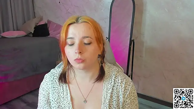 Lilli_Cass webcam