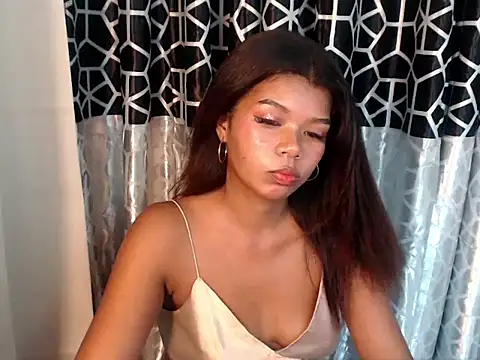 charlene_pretty webcam