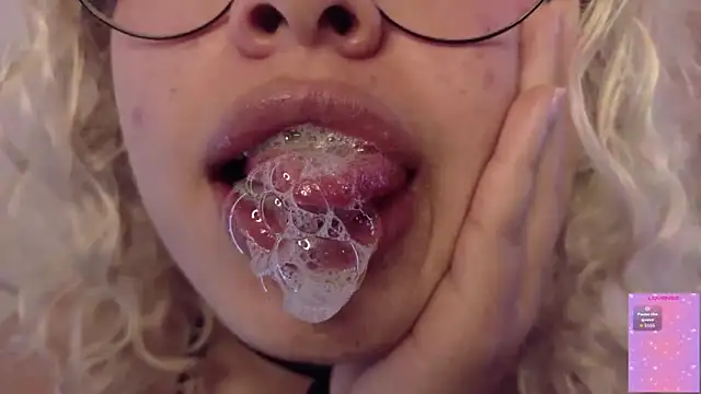 haelycute - Haelycute's free webcam - UK Sex Cams