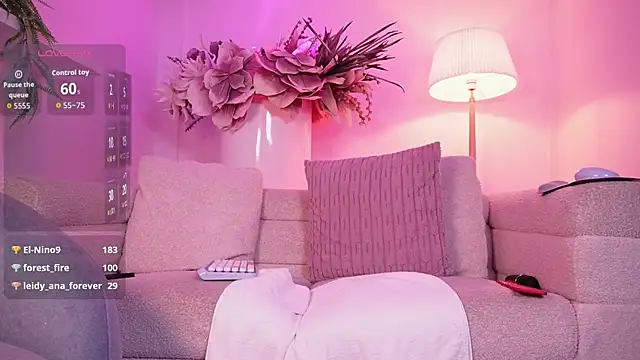 Mia_patrick1 webcam