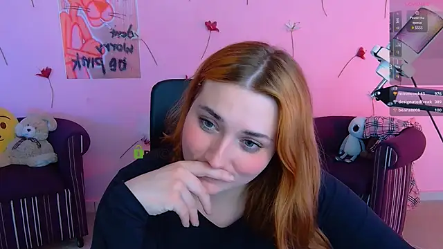 casey_meow_ webcam