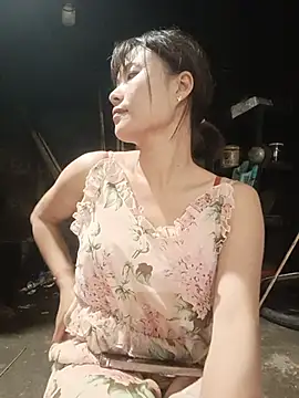 linda_bae00 webcam