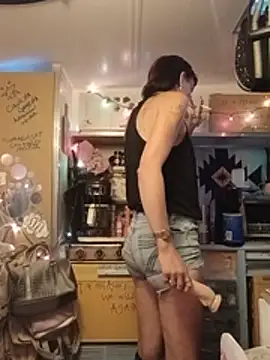 whitetrashdirtyslut webcam
