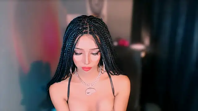 xUrGoddess_islaCumsAlotx webcam