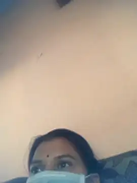kirti-sharma webcam