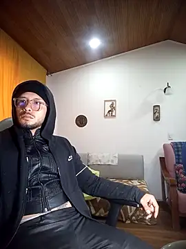 sebastian_horny webcam