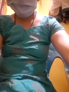 kirti-sharma webcam